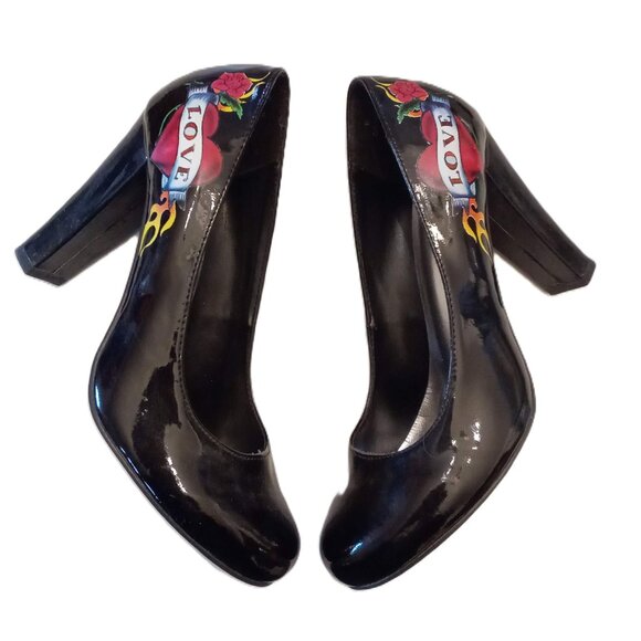 Maurices Black LOVE Tatoo High Heels size 8 Shoes Faux Patent Leather Pumps - Picture 1 of 8